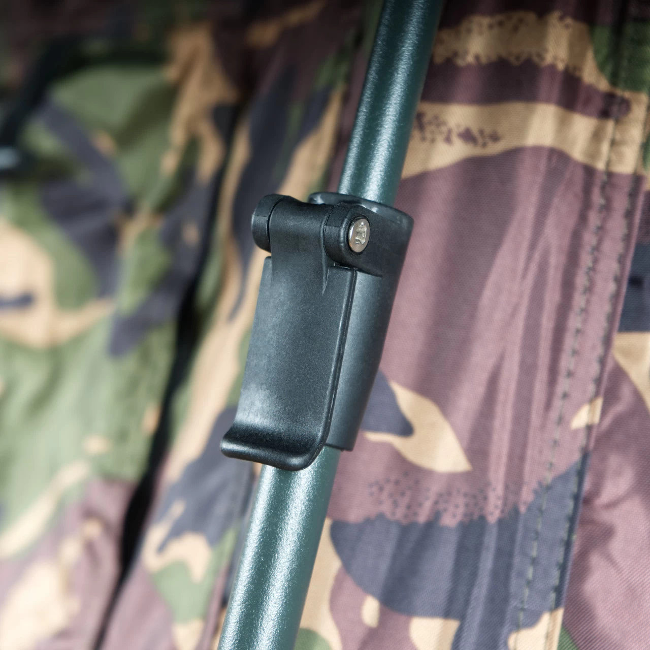 CampFeuer Karpfenzelt "Blizzard", 2,42 X 2,42 X 1,32 M | 2 Mann Zelt, Anglerzelt, Outdoorzelt, Tent 9 CampFeuer Karpfenzelt "Blizzard", 2,42 X 2,42 X 1,32 M | 2 Mann Zelt, Anglerzelt, Outdoorzelt, Tent – Bild 7