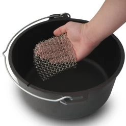 BBQ-Toro 6-teiliges Dutch Oven Set "Dopfmeister" Mit Deckelheber, Ringreiniger, Untersetzer, Schaber -Camping Store do9dm dutch oven dopfmeister bild7 2000px 1280x1280