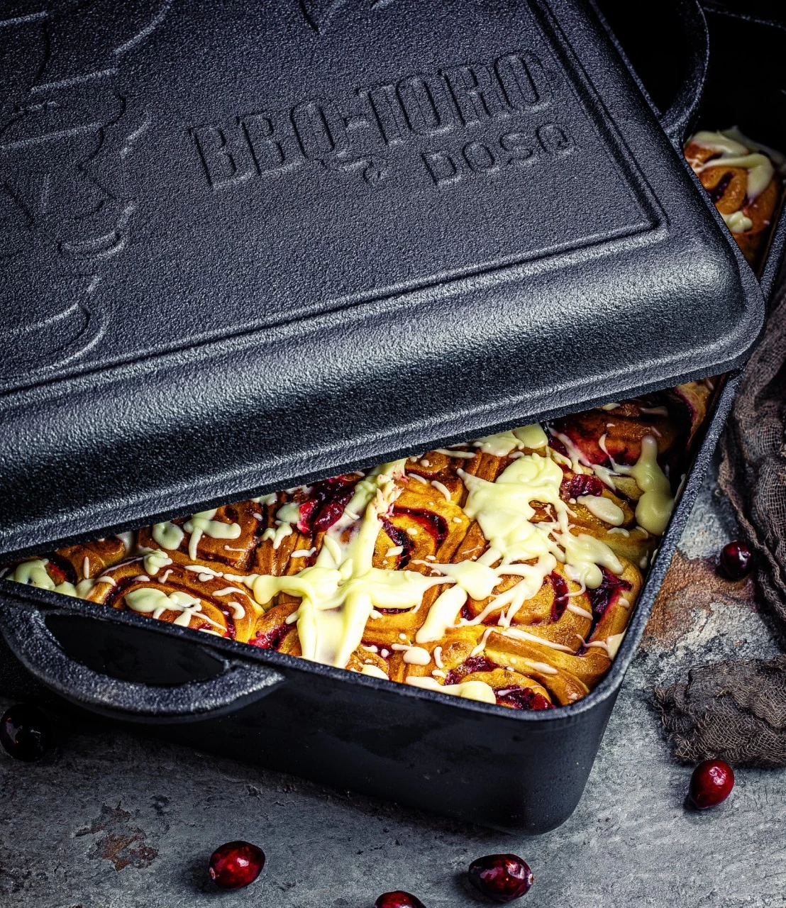 BBQ-Toro Dutch Oven Pan, 9,5 Liter, Gusseisen Kochtopf, Gusstopf 4 BBQ-Toro Dutch Oven Pan, 9,5 Liter, Gusseisen Kochtopf, Gusstopf – Bild 2