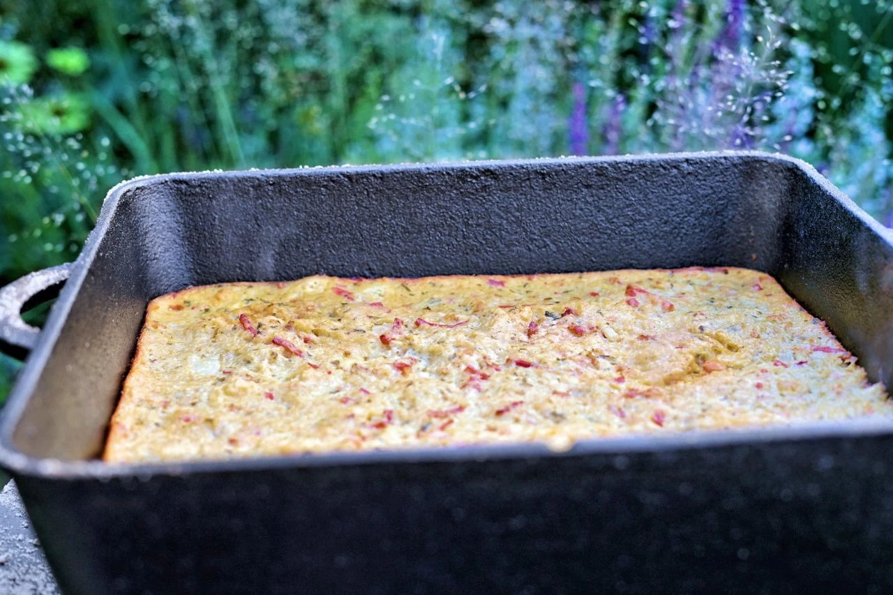 BBQ-Toro Dutch Oven Pan, 9,5 Liter, Gusseisen Kochtopf, Gusstopf 5 BBQ-Toro Dutch Oven Pan, 9,5 Liter, Gusseisen Kochtopf, Gusstopf – Bild 3