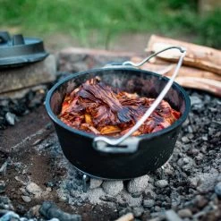 BBQ-Toro Dutch Oven DO12PX, 13,6 L Premium Gusseisen Kochtopf Gusstopf -Camping Store dutch oven premium action2 1900px 1280x1280 5