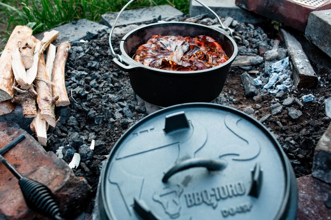 BBQ-Toro Dutch Oven 7,3 L Premium Gusseisen Kochtopf | Gusstopf 4 BBQ-Toro Dutch Oven 7,3 L Premium Gusseisen Kochtopf | Gusstopf – Bild 2