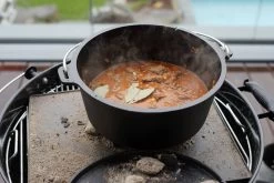BBQ-Toro Dutch Oven "Mein Dopf", 9,0 L Sonderedition Inkl. Deckelheber -Camping Store dutchoven3 1280x1280 2