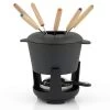 BBQ-Toro 13-teiliges Gusseisen Fondue Set Für 6 Personen | 1 L | Preseasoned -Camping Store fond2p fondueset bild1 neu 2000px 1280x1280