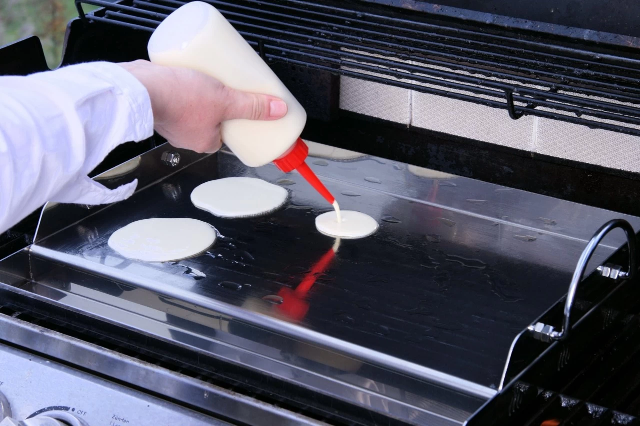 BBQ-Toro Edelstahl Grillplatte | 49,5 X 32 Cm | BBQ Plancha Passend Für Weber Grill 5 BBQ-Toro Edelstahl Grillplatte | 49,5 X 32 Cm | BBQ Plancha Passend Für Weber Grill – Bild 3