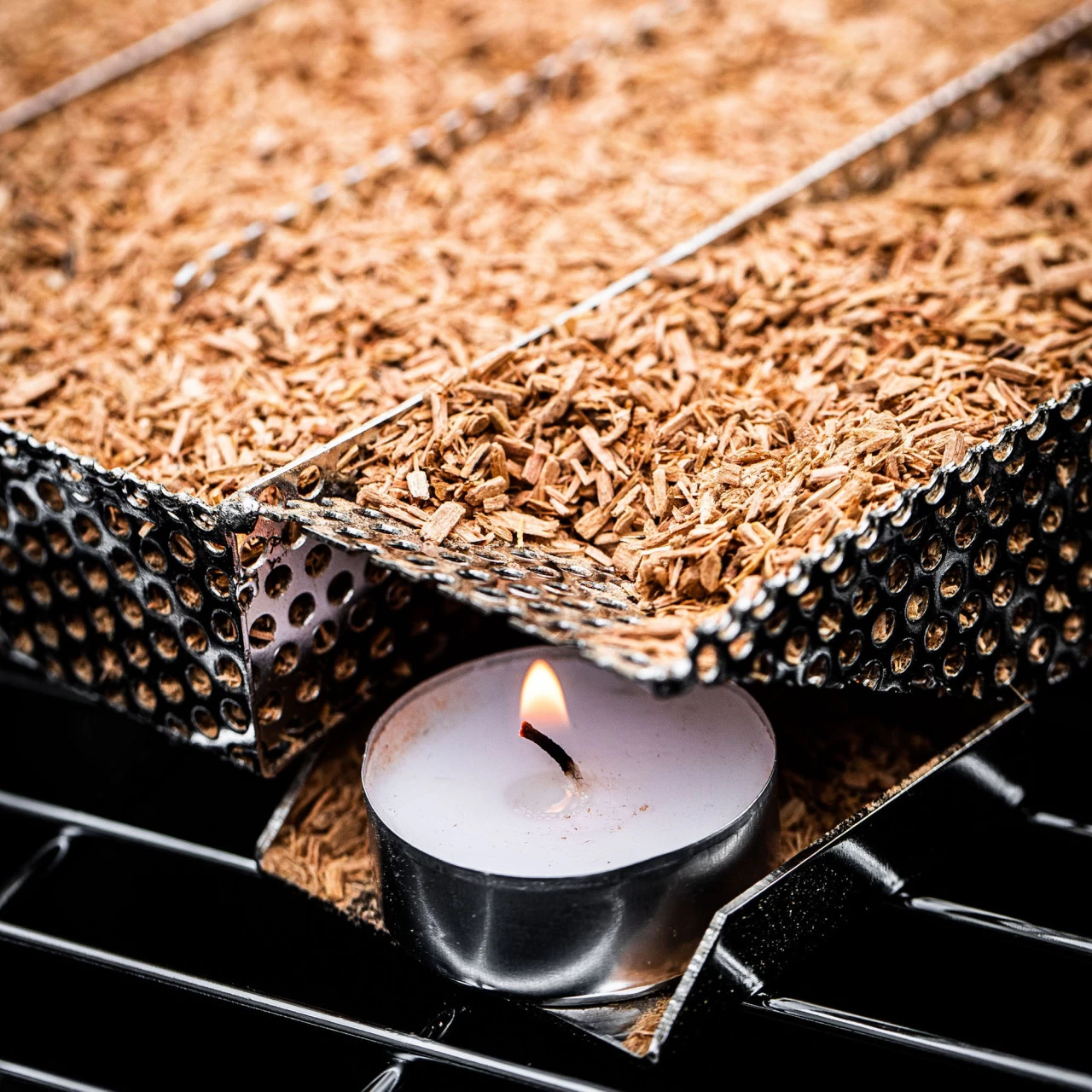 BBQ-Toro Edelstahl Kaltrauchgenerator, 20 X 12,5 Cm, Kaltraucherzeuger 4 BBQ-Toro Edelstahl Kaltrauchgenerator, 20 X 12,5 Cm, Kaltraucherzeuger – Bild 2