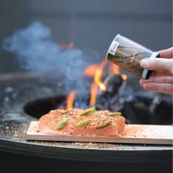 BBQ-Toro Räucherbrett Aus 100 % Buchenholz (6 Stück) | 30 X 15 X 1 Cm | Grillen -Camping Store plank2 raucherbrett bildinaction2 1280x1280