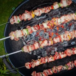BBQ-Toro Grillspieß Set Für Ø 57 Cm Kugelgrill | 5 Spieße Mit Aufsatz -Camping Store r57ske1 spiess kugelgrill action2 1000px 1280x1280