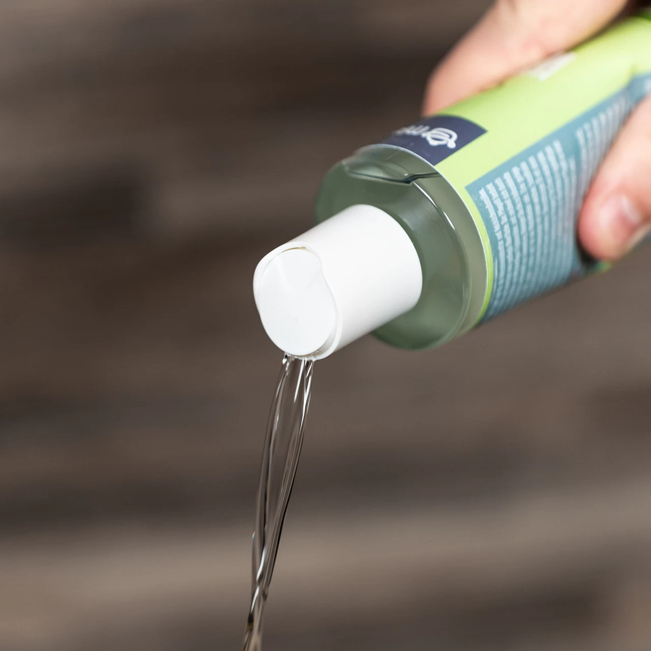 Mahlzeit WOODY OIL Holzpflege, Öl Für Schneidebretter, Holzküchenutensilien, 250 Ml, Limettenduft 4 Mahlzeit WOODY OIL Holzpflege, Öl Für Schneidebretter, Holzküchenutensilien, 250 Ml, Limettenduft – Bild 2